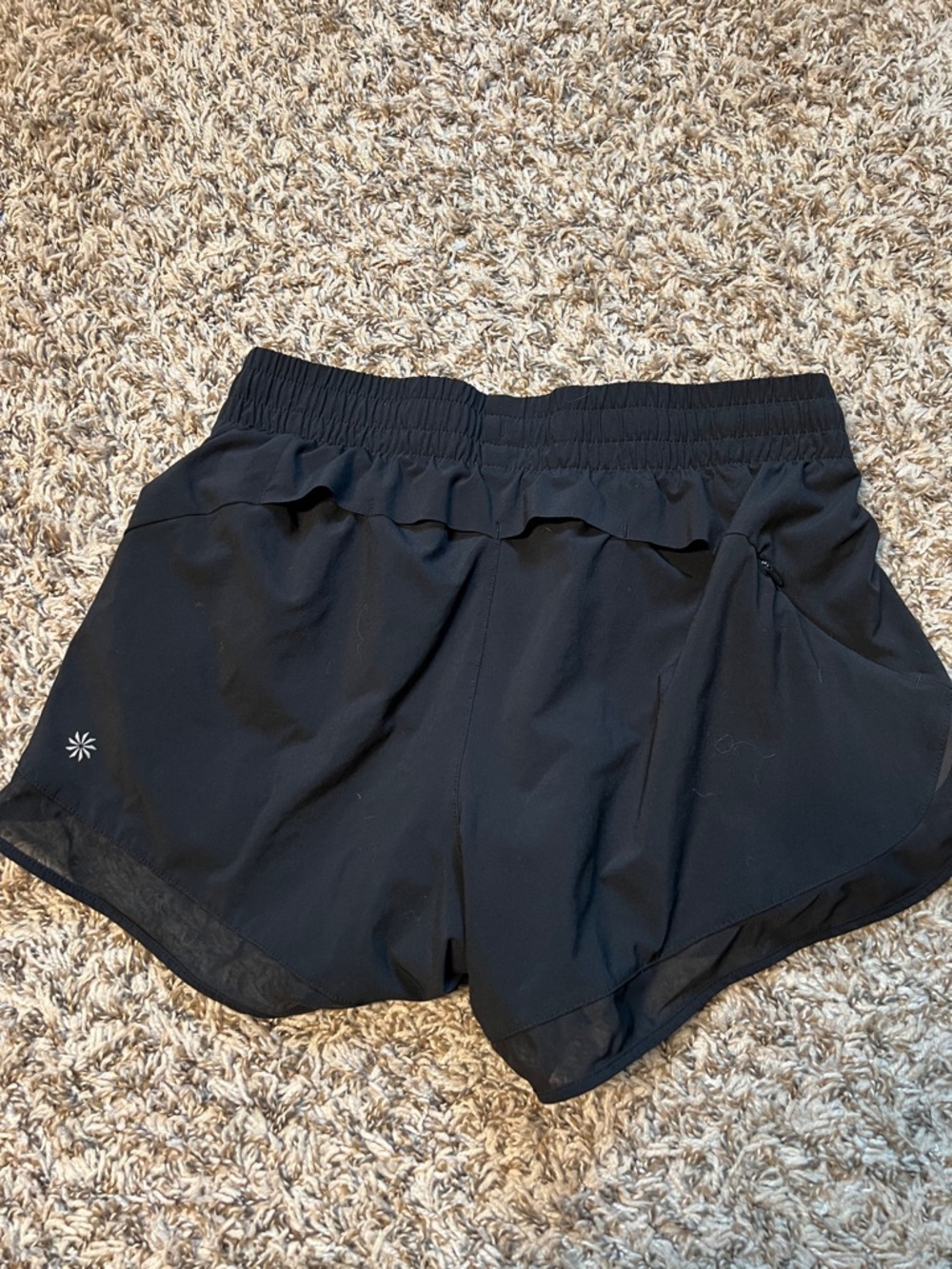 Athleta Mesh Racer Run Short 4” - Picture 5 of 6